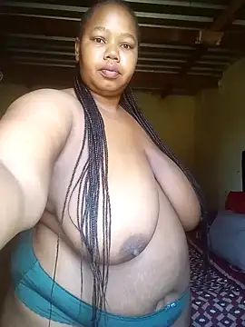 Snapshot of Curvycandy95 chatting on 11-05-25, 04:45 Curvycandy95 online show from 11-05-25, 04:45