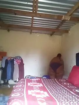 Snapshot of Curvycandy95 chatting on 11-06-25, 05:41 Curvycandy95 online show from 11-06-25, 05:41