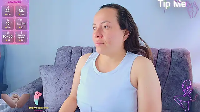  honey12 online show from 10-20-25, 01:55