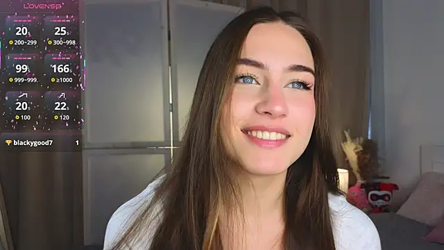 Moonlight1Sonata1 online show from 10-19-25, 09:10