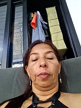 maleja23 online show from 10-16-25, 02:07