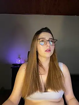 CoraVibes online show from 10-01-25, 07:42