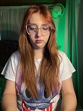 CoraVibes online show from 02-06-26, 12:19