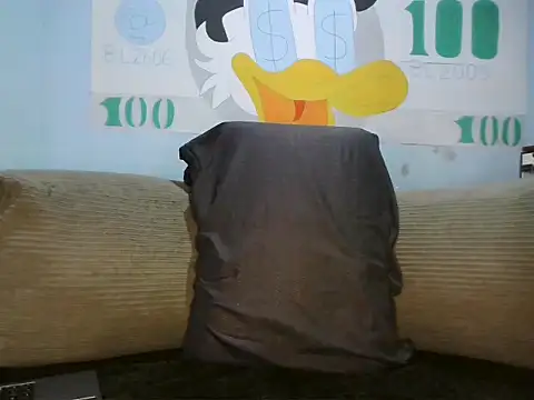 Snapshot of Newbrian20 chatting on 10-01-25, 10:38 Newbrian20 online show from 10-01-25, 10:38