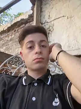 Snapshot of Newbrian20 chatting on 10-03-25, 09:12 Newbrian20 online show from 10-03-25, 09:12