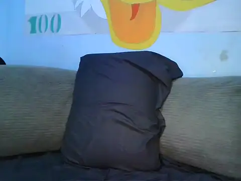 Snapshot of Newbrian20 chatting on 10-06-25, 09:45 Newbrian20 online show from 10-06-25, 09:45