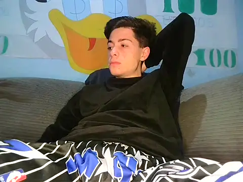 Snapshot of Newbrian20 chatting on 10-27-25, 11:31 Newbrian20 online show from 10-27-25, 11:31