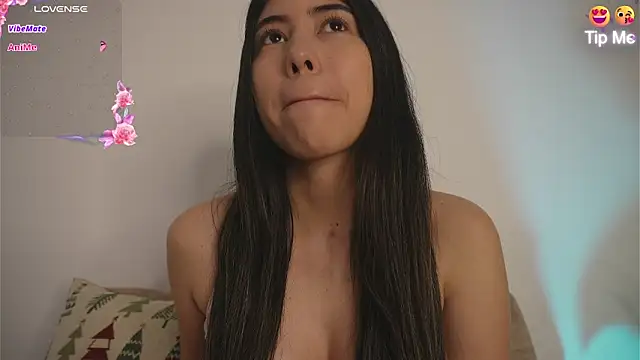 Roxybeautyy online show from 03-05-26, 09:38