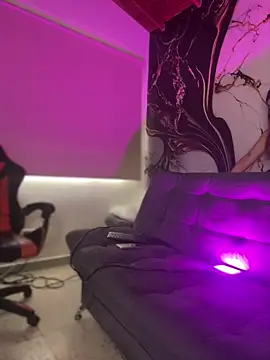 Snapshot of MelissaAlCapone chatting on 11-06-25, 08:54 MelissaAlCapone online show from 11-06-25, 08:54