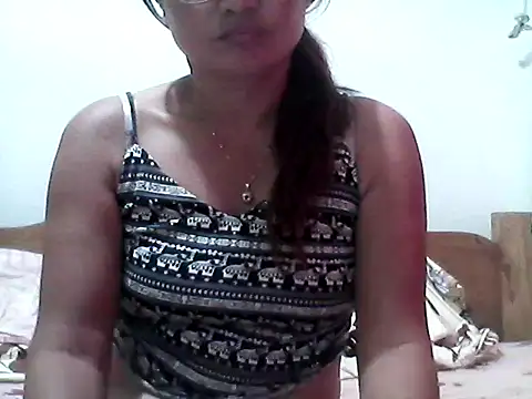 Snapshot of nathalie0045 chatting on 09-26-25, 10:52 nathalie0045 online show from 09-26-25, 10:52