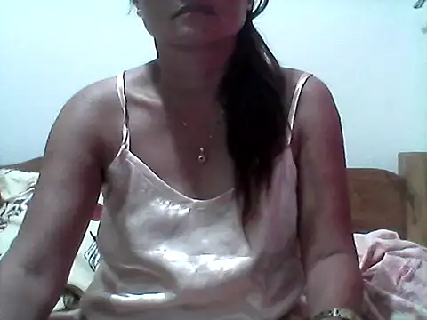 Snapshot of nathalie0045 chatting on 10-07-25, 08:06 nathalie0045 online show from 10-07-25, 08:06