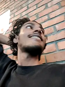 Snapshot of thecatfish chatting on 09-14-25, 04:22 thecatfish online show from 09-14-25, 04:22