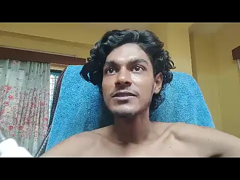 Snapshot of thecatfish chatting on 10-01-25, 03:23 thecatfish online show from 10-01-25, 03:23