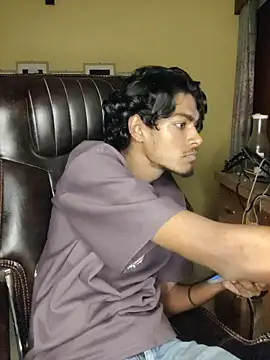 Snapshot of thecatfish chatting on 11-03-25, 11:22 thecatfish online show from 11-03-25, 11:22