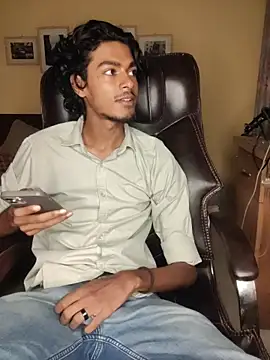 Snapshot of thecatfish chatting on 11-04-25, 09:36 thecatfish online show from 11-04-25, 09:36