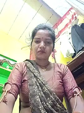 Snapshot of Seema_guptaji chatting on 10-23-25, 08:29 Seema guptaji online show from 10-23-25, 08:29