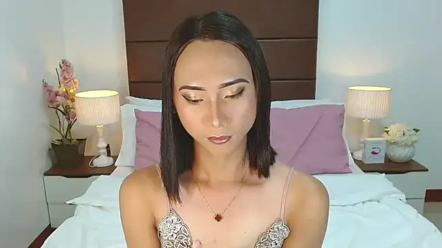 Snapshot of BlaireWilzon chatting on 09-08-25, 08:19 BlaireWilzon online show from 09-08-25, 08:19