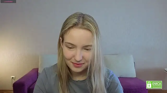 HongTomczak online show from 06-20-26, 07:44