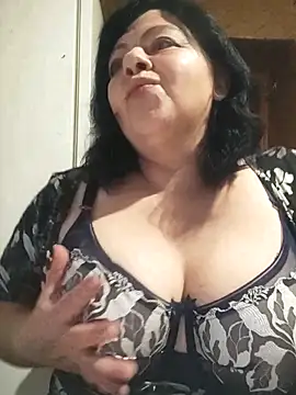 Snapshot of Tsukerochka chatting on 10-17-25, 09:23 Tsukerochka online show from 10-17-25, 09:23