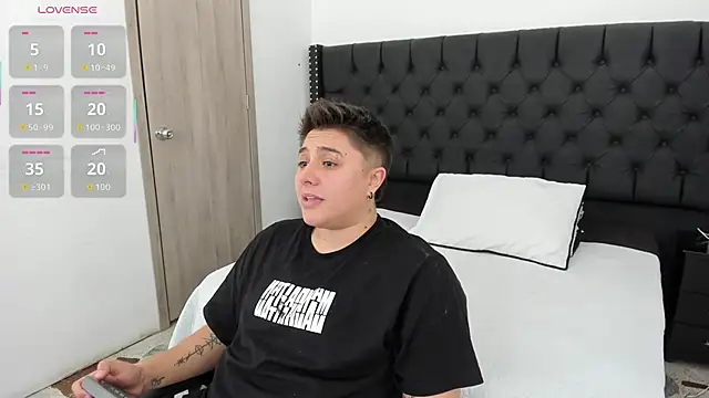 IanGilbert online show from 11-24-25, 07:57