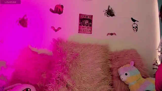  chloe moons  online show from 10-07-25, 09:56