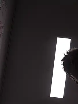 danigarci2307 online show from 12-04-25, 09:01