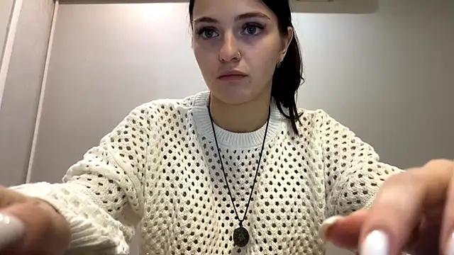 Snapshot of TianaWidell chatting on 09-30-25, 02:44 TianaWidell online show from 09-30-25, 02:44