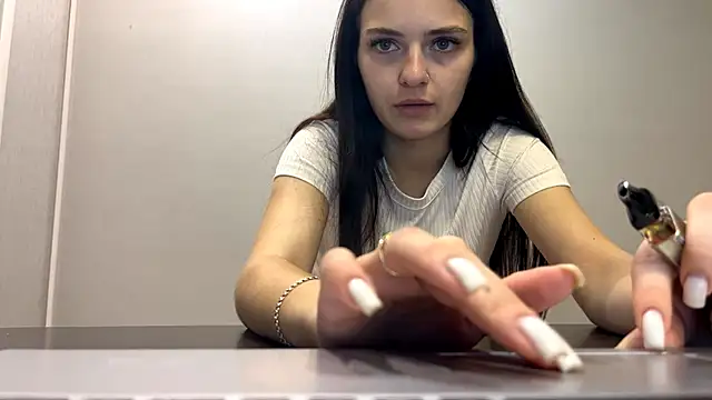 Snapshot of TianaWidell chatting on 10-04-25, 02:26 TianaWidell online show from 10-04-25, 02:26