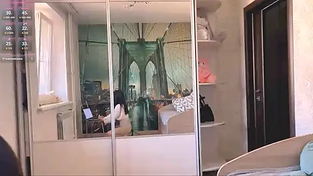 Snapshot of TianaWidell chatting on 10-25-25, 09:28 TianaWidell online show from 10-25-25, 09:28