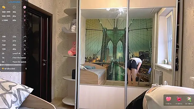 Snapshot of TianaWidell chatting on 10-29-25, 03:31 TianaWidell online show from 10-29-25, 03:31