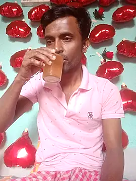 Snapshot of ShinuRoy chatting on 02-16-26, 01:57 ShinuRoy online show from 02-16-26, 01:57