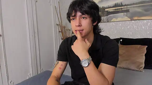 Tyler durten online show from 06-22-26, 03:58