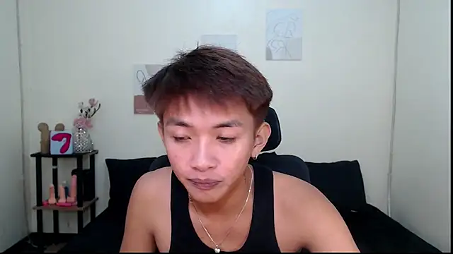 hugecockashton6996 online show from 09-26-25, 06:50