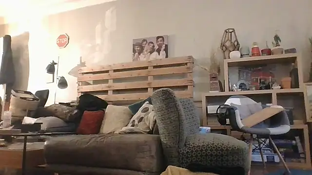 Titilouonlyf69 online show from 01-08-26, 12:07