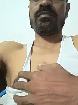 Snapshot of Mr_xxx007@xh chatting on 10-06-25, 04:59 Mr xxx007xh online show from 10-06-25, 04:59