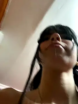 valentinagomez17 online show from 10-25-25, 04:42