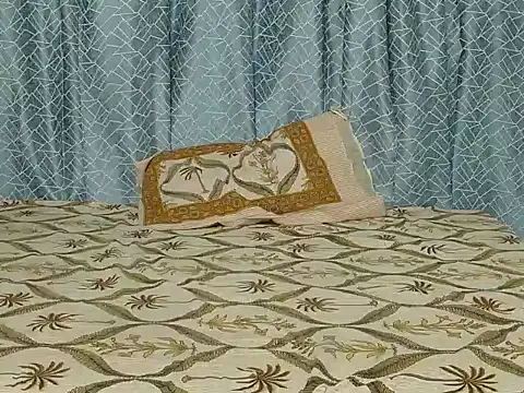 Its-ishikaa online show from 09-27-25, 04:17