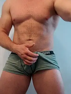 Snapshot of AlphaGymMale chatting on 10-03-25, 08:33 AlphaGymMale online show from 10-03-25, 08:33