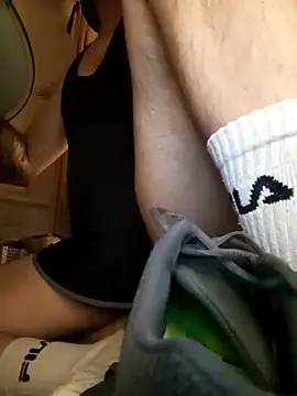 branletteur online show from 11-08-25, 05:45