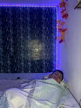 Alejandro BigCock22 online show from 09-27-25, 02:27