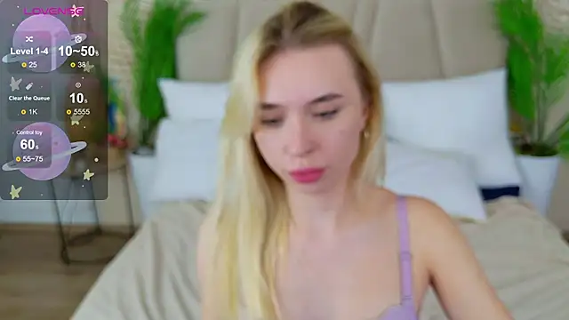 Snapshot of RachelColon chatting on 09-26-25, 11:25 RachelColon online show from 09-26-25, 11:25