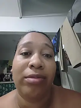 Snapshot of Yera_brown69 chatting on 05-22-26, 01:24 Yera brown69 online show from 05-22-26, 01:24