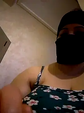 Snapshot of sexy_love997 chatting on 10-03-25, 01:46 sexy love997 online show from 10-03-25, 01:46