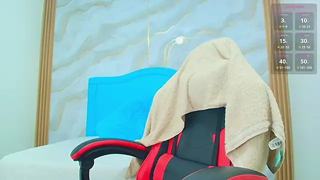 Snapshot of anapau_cooper chatting on 10-15-25, 07:36 anapau cooper online show from 10-15-25, 07:36