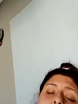 tudiablitalitabellaaa online show from 03-21-26, 09:18