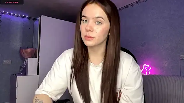 Lia rise online show from 03-25-26, 03:18