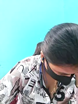 Snapshot of DivyaBhabhi69@xh chatting on 05-07-26, 06:41 DivyaBhabhi69xh online show from 05-07-26, 06:41