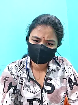 Snapshot of DivyaBhabhi69@xh chatting on 05-09-26, 05:07 DivyaBhabhi69xh online show from 05-09-26, 05:07