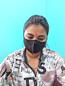 Snapshot of DivyaBhabhi69@xh chatting on 05-10-26, 05:56 DivyaBhabhi69xh online show from 05-10-26, 05:56