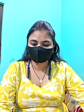 Snapshot of DivyaBhabhi69@xh chatting on 05-16-26, 04:39 DivyaBhabhi69xh online show from 05-16-26, 04:39
